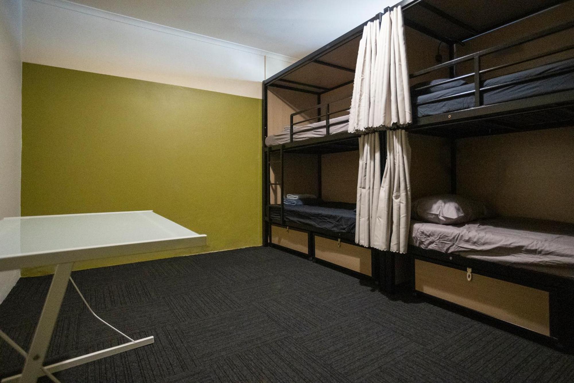 Base Camp Hostel アデレード エクステリア 写真